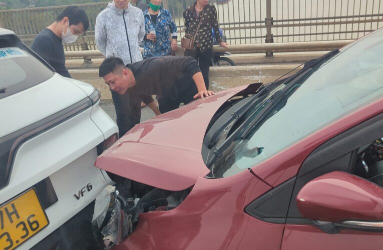 Video tai nạn liên hoàn tại cầu Tân Đệ